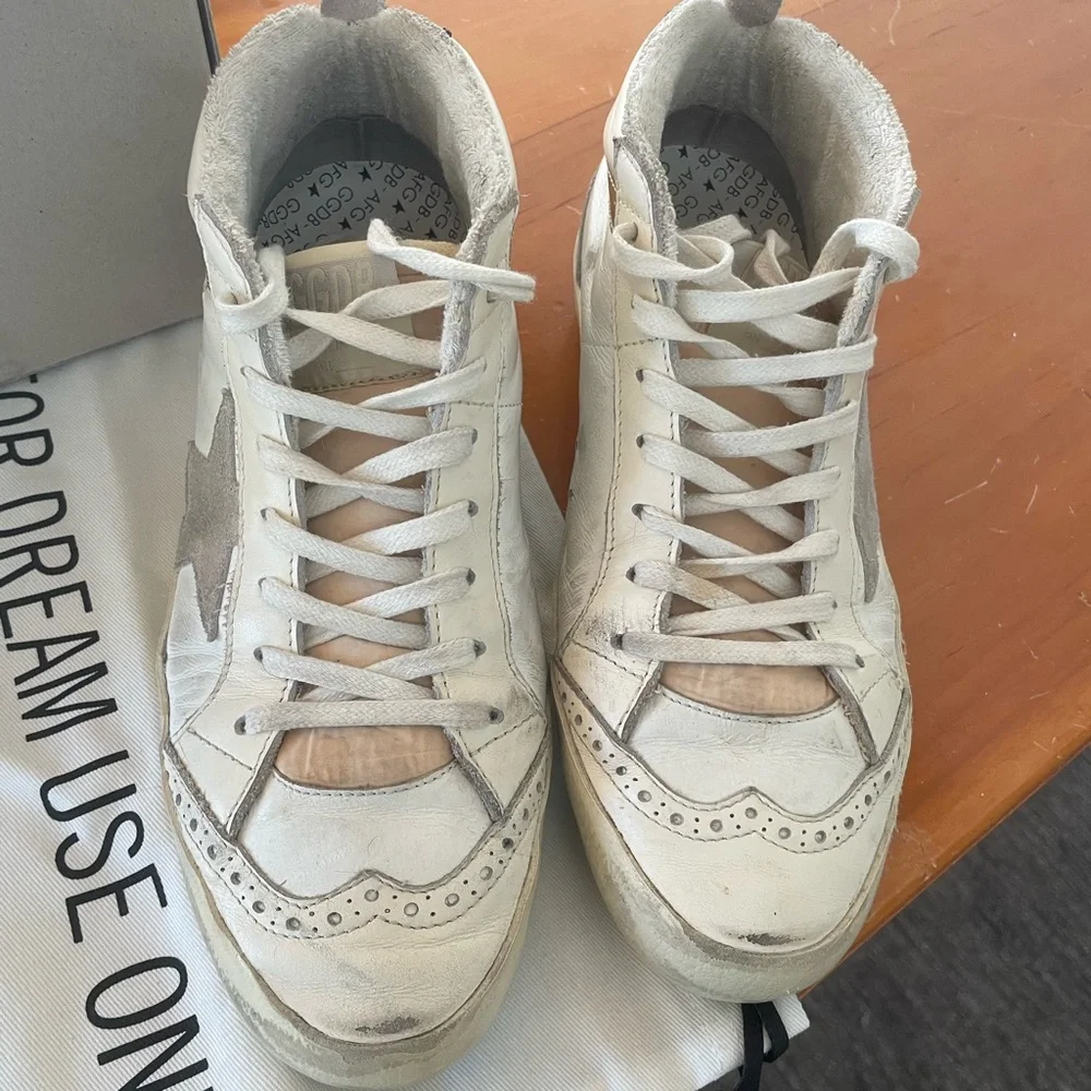 Golden Goose Mid Stars Sneakers